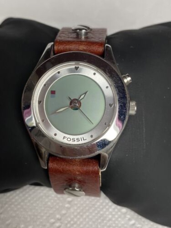 Fossil Love Women Y2K Watch Brown Original Leather Band  Model BG-2600